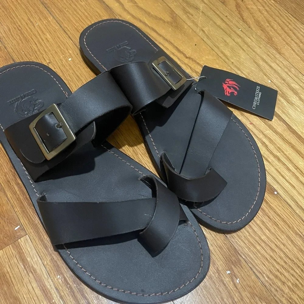 Chris & Steeze Dark Brown Sandals with Buce on side Sz 11 (44) - Picture 6 of 16